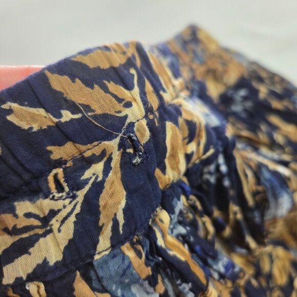 Floral Pleated Maxi Skirt Blue Gold Color - Picture 3 of 8